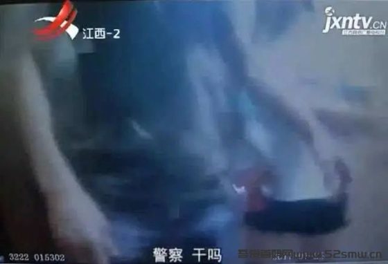 奇葩新闻：男子住旅馆打小卡片上的电话，结果来的人竟是自己老婆插图2